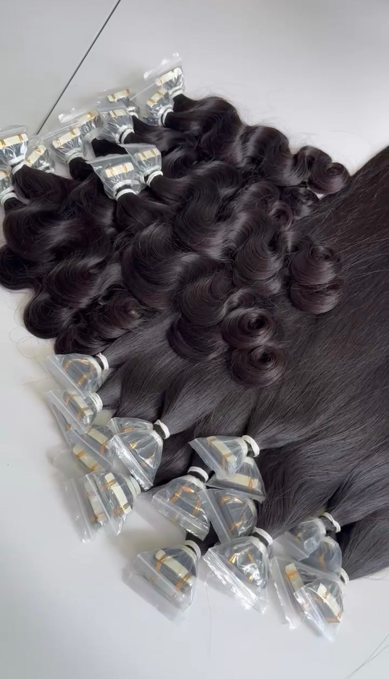 Raw Tape-In Hair Extensions Bundles (Body Wave)